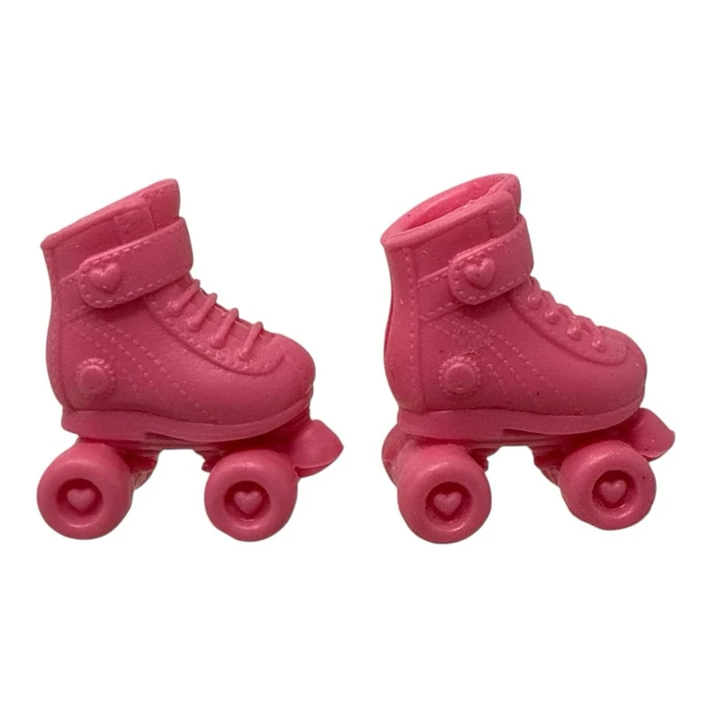 Barbie Little Sister Chelsea Doll Pink‎ Roller Skates Shoes Clothes Accessory